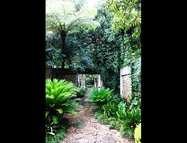5 BEDROOM HOUSE FOR SALE IN CASHAN